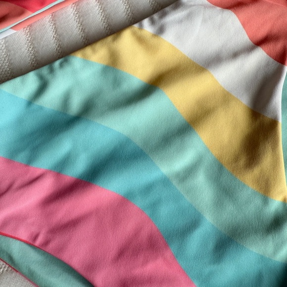💗 GIRLS Size 10 Colorful Striped Two-Piece Bikini Set - Picture 2 of 10